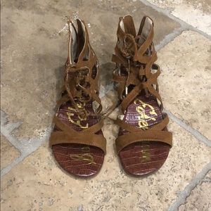 Tan gladiator strapped leather wedge sandals